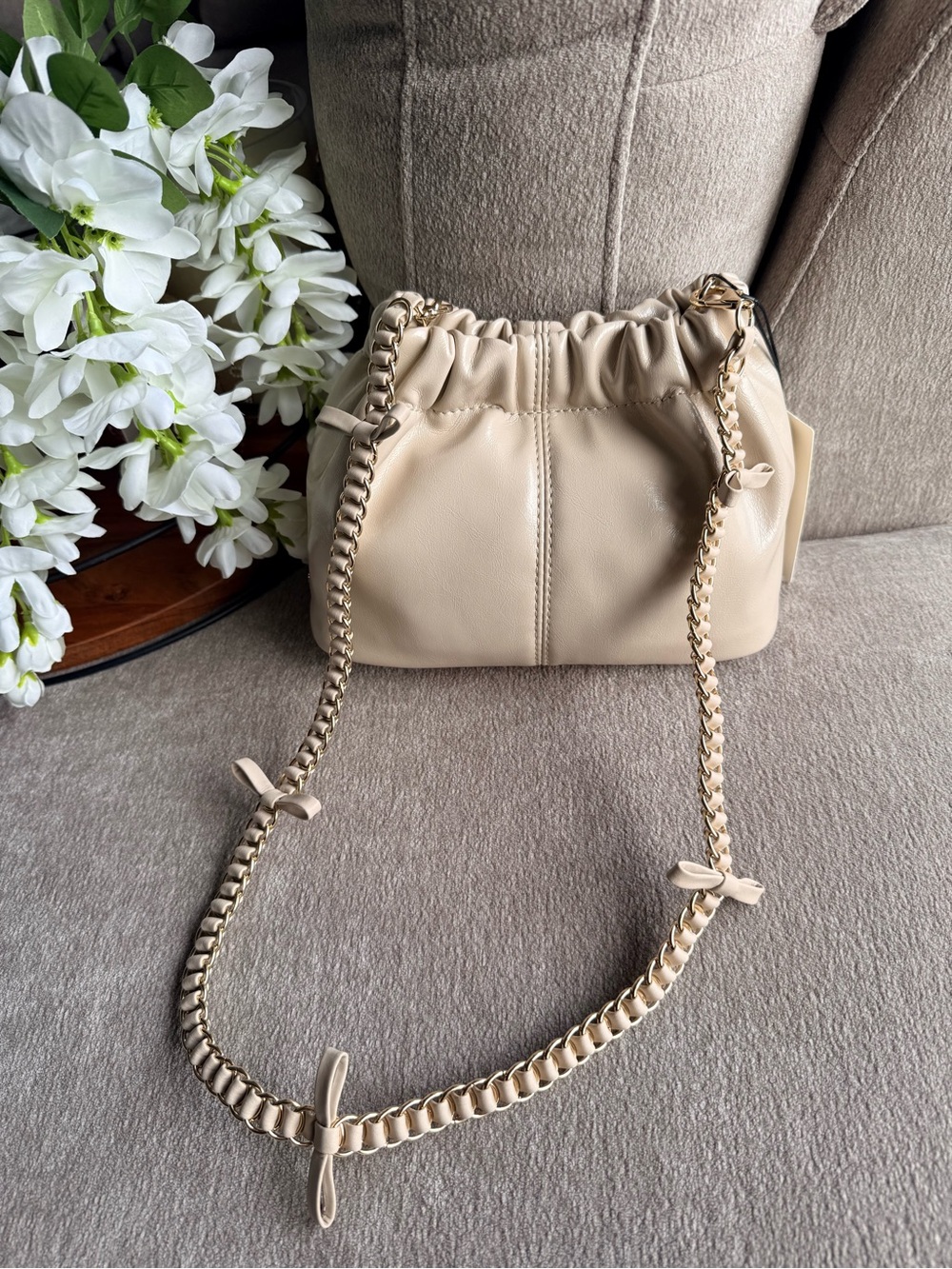 Ted Baker London Cream Mini Shoulder Bag with Chain Bow Trim Strap NWT